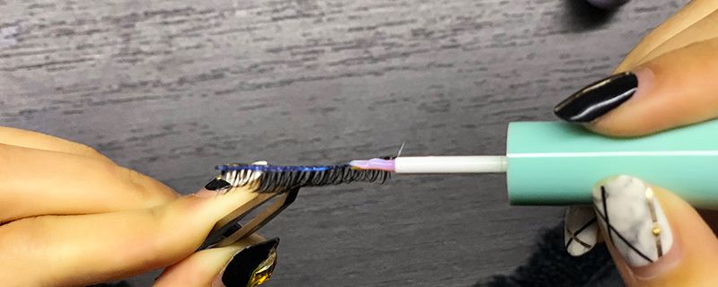 睫毛胶水开封能用多久