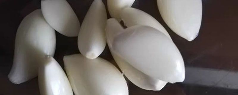 腌糖蒜能用塑料瓶吗