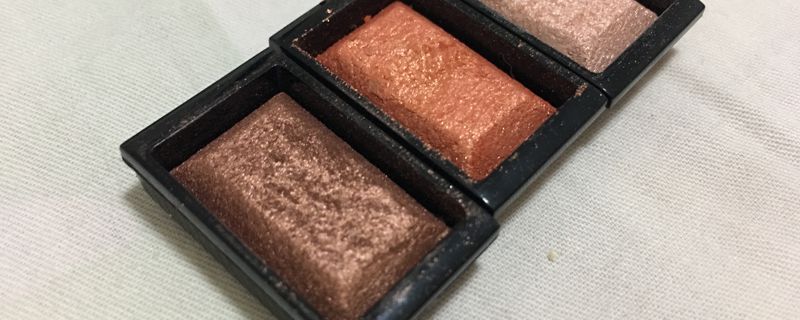 选择眼影当腮红的时候需要注意什么