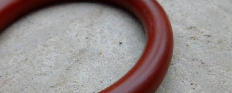 玛瑙能划玻璃有痕迹吗