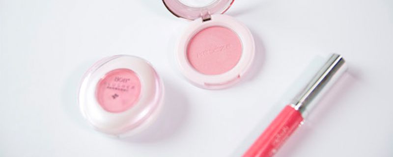 腮红可以用海绵蛋上吗