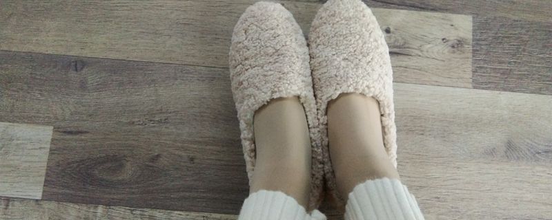 拖鞋鞋面磨脚处理方法