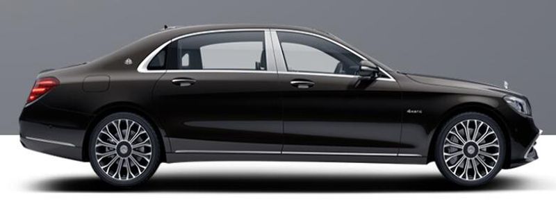 迈巴赫的小窗是在门上还是在车上