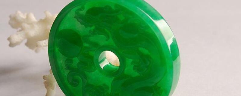 翡翠能不能一直泡在水里