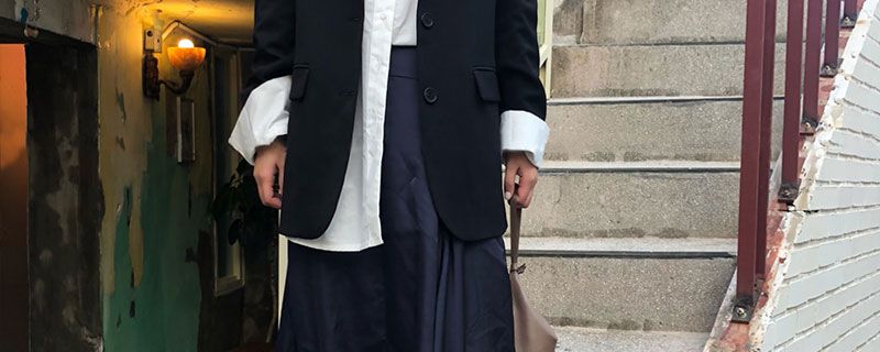 女装小西装下半身搭配