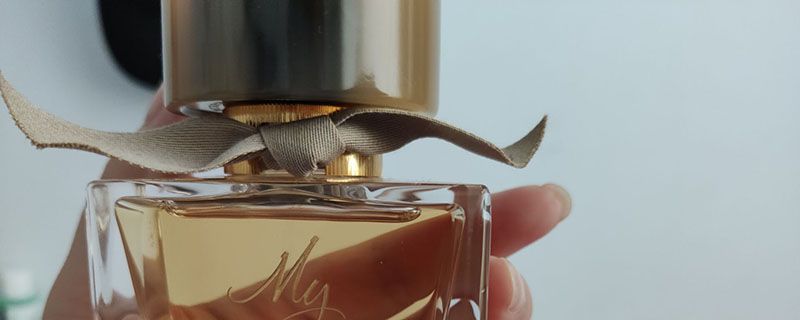 身体清香喷雾和香水一样使用吗