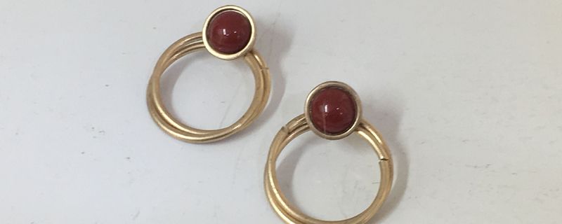 长脸适合戴什么样的耳环