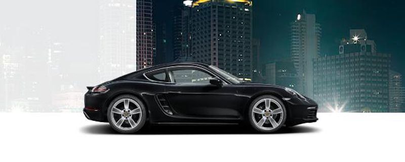 718是中置发动机还是后置发动机