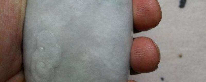 翡翠平安扣适合男的吗